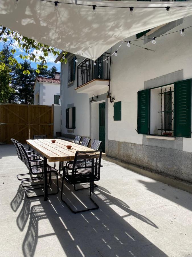 Balagares_11 Villa Robregordo ภายนอก รูปภาพ